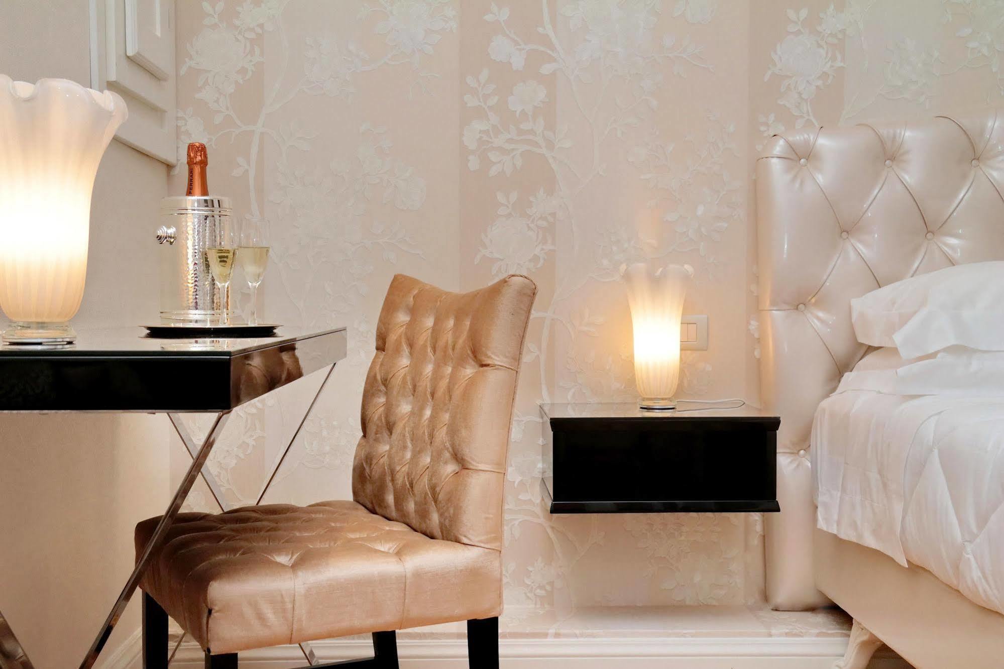 Bq House Colosseum Luxury Rooms Rome Luaran gambar